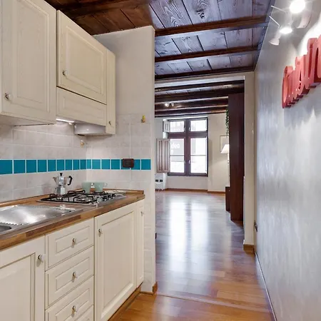 Rome As You Feel - Cancelleria Apartment In Navona Extérieur photo